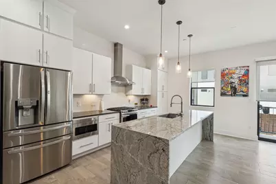 422 W 9th Street #106, Dallas, TX 75208 - Photo 7