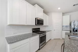 2703 Fairfield Landing Ln, Pearland, TX 77089 - Photo 15