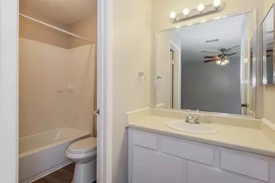 12627 Day Hollow Lane, Houston, TX 77070 - Photo 11