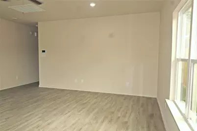 9906 Dipping Brook Street, Houston, TX 77076 - Photo 3