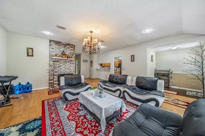 9915 Villa Verde Drive, Houston, TX 77064 - Photo 7