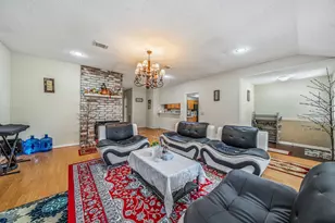 9915 Villa Verde Dr, Houston, TX 77064 - Photo 7