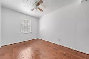 4953 Lamonte Ln, Houston, TX 77092 - Photo 15