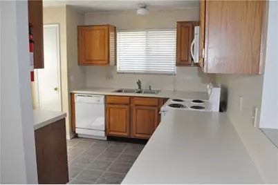 2119 Fountain Drive, Sugar Land, TX 77478 - Photo 3