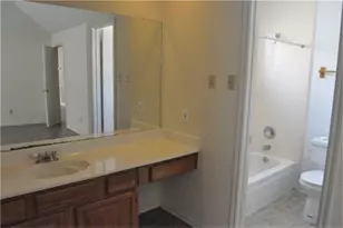 2119 Fountain Dr, Sugar Land, TX 77478 - Photo 11