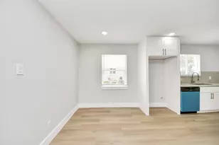 6023 Lattimer Dr, Houston, TX 77035 - Photo 15
