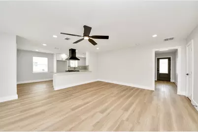 6023 Lattimer Drive, Houston, TX 77035 - Photo 27