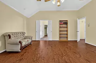 1306 N Gabriel River Cir, Sugar Land, TX 77478 - Photo 31