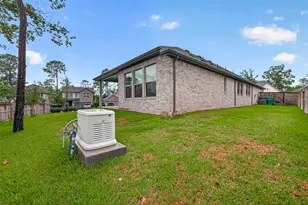 453 Embden Rim Dr, Willis, TX 77318 - Photo 29