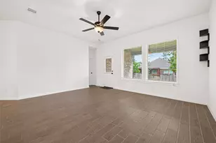 453 Embden Rim Dr, Willis, TX 77318 - Photo 13