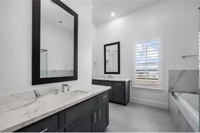 4045 Leeland Street, Houston, TX 77023 - Photo 27