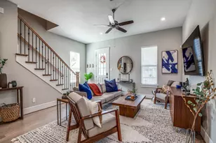 43 Red Harper Dr, Spring, TX 77389 - Photo 3