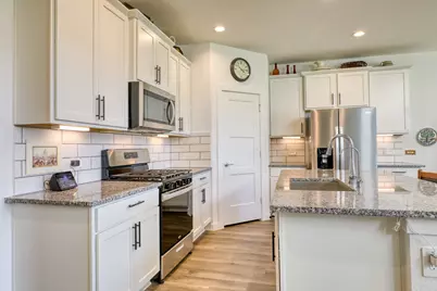 1064 Dancing Feather Street, Montgomery, TX 77316 - Photo 5