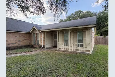 8202 Winding Meadow Court, Houston, TX 77040 - Photo 3
