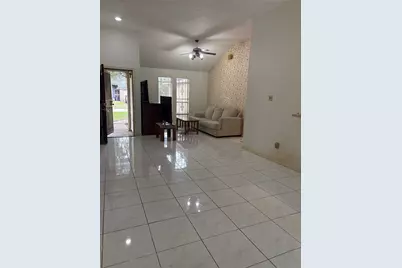 8202 Winding Meadow Court, Houston, TX 77040 - Photo 7