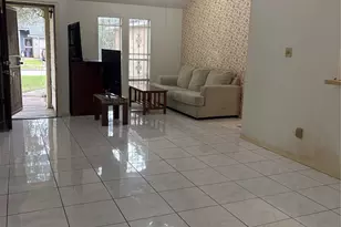8202 Winding Meadow Ct, Houston, TX 77040 - Photo 7