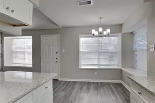 10723 Forest Leaf Dr, Sugar Land, TX 77498 - Photo 7