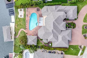 3006 S Island Dr, Seabrook, TX 77586 - Photo 5