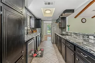 12992 Crystal Forest Ct, Conroe, TX 77306 - Photo 11