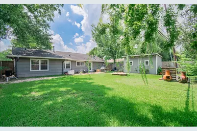 1918 Huge Oaks Street, Houston, TX 77055 - Photo 7
