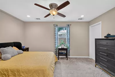 1918 Huge Oaks Street, Houston, TX 77055 - Photo 25