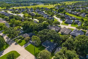 913 W Galveston St, League City, TX 77573 - Photo 29