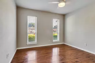 913 W Galveston St, League City, TX 77573 - Photo 19