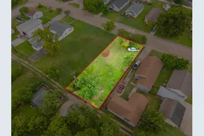 922 W 4th Street, Freeport, TX 77541 - Photo 9