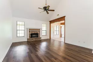 7606 Veranda Dr, Cove, TX 77523 - Photo 5