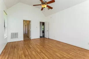 7606 Veranda Dr, Cove, TX 77523 - Photo 15