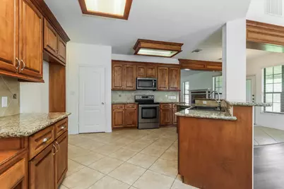 7606 Veranda Drive, Cove, TX 77523 - Photo 13