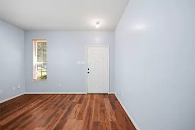 8010 Singing Sonnet Lane, Houston, TX 77072 - Photo 3