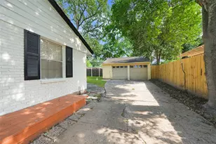 9519 Val Verde St, Houston, TX 77063 - Photo 3