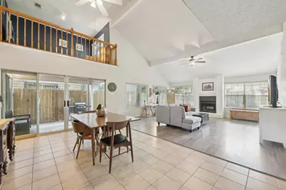 3218 Knoll West Drive, Houston, TX 77082 - Photo 3