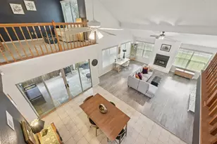 3218 Knoll West Dr, Houston, TX 77082 - Photo 13