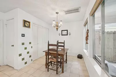 3218 Knoll West Drive, Houston, TX 77082 - Photo 9