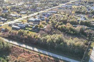 308 County Rd 3568, Cleveland, TX 77327 - Photo 1