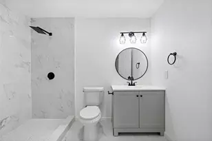 6210 Rolland St, Houston, TX 77091 - Photo 9