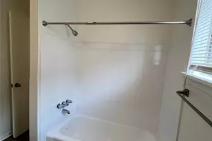 3629 N Macgregor Way, Houston, TX 77004 - Photo 11