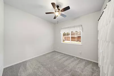 2875 Wimbledon Lane, Friendswood, TX 77546 - Photo 9