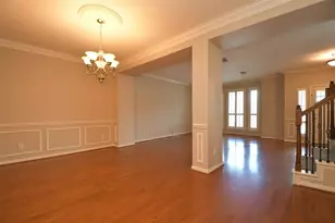 919 Fisher St, Houston, TX 77018 - Photo 9