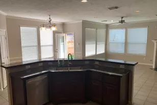 919 Fisher St, Houston, TX 77018 - Photo 5