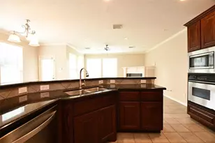919 Fisher St, Houston, TX 77018 - Photo 15