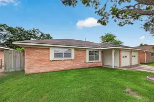 7415 Troulon Dr, Houston, TX 77074 - Photo 5