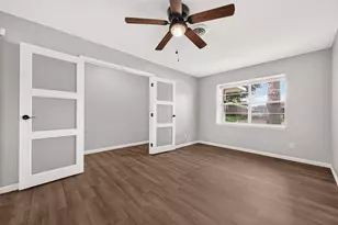 7415 Troulon Dr, Houston, TX 77074 - Photo 11