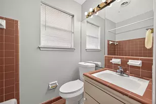 7415 Troulon Dr, Houston, TX 77074 - Photo 31