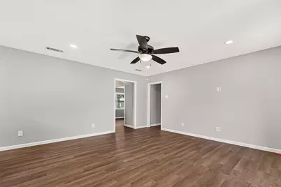7415 Troulon Drive, Houston, TX 77074 - Photo 15