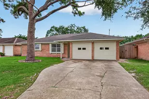 7415 Troulon Dr, Houston, TX 77074 - Photo 3