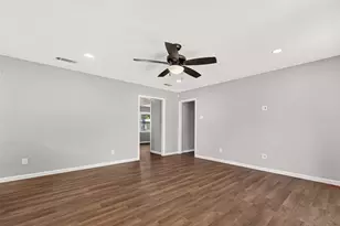 7415 Troulon Dr, Houston, TX 77074 - Photo 15