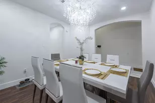 13431 Yaupon Holly Ln, Houston, TX 77044 - Photo 7